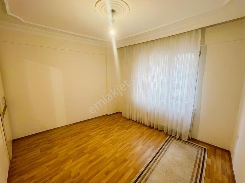 Bayrampaşa Altıntepsi Mah | 120 M² Çift Cephe 2+1 Satılık Daire — fotoğraf 11