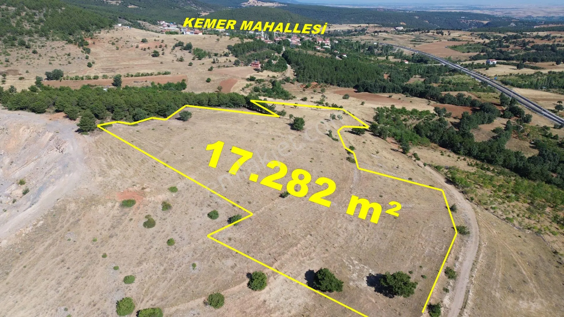 Doğanhisar Kemer Mahallesi'Nde Satılık 17.282 M² Tarla