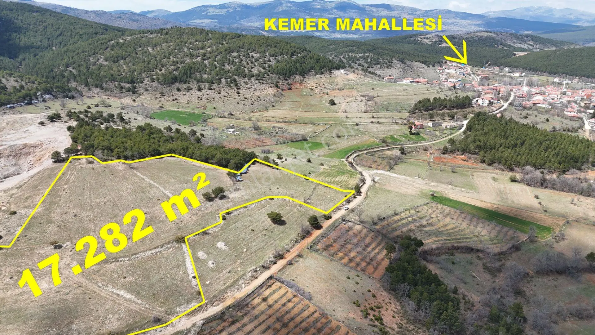 Doğanhisar Kemer Mahallesi'nde Satılık 17.282 M² Tarla — fotoğraf 3