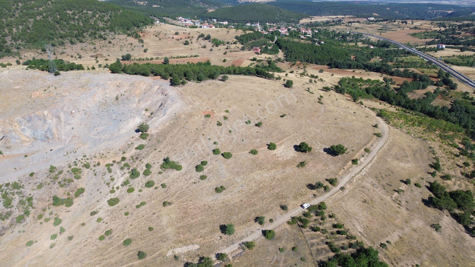 Doğanhisar Kemer Mahallesi'nde Satılık 17.282 M² Tarla — fotoğraf 6