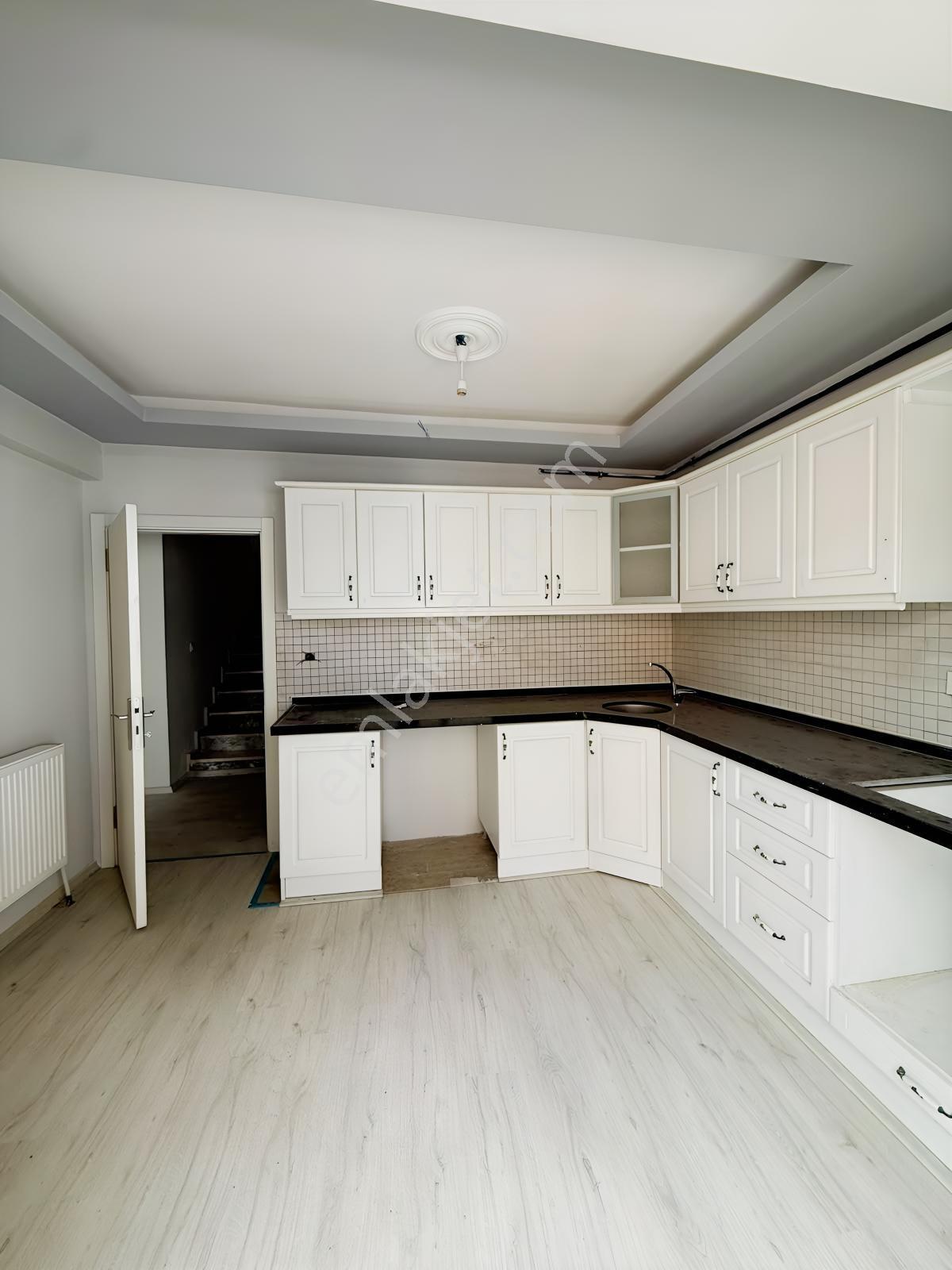 Mert Yavuz'dan | Ert.gazi'de | Sıfır | 4+1 Dubleks Satılık Daire — fotoğraf 2
