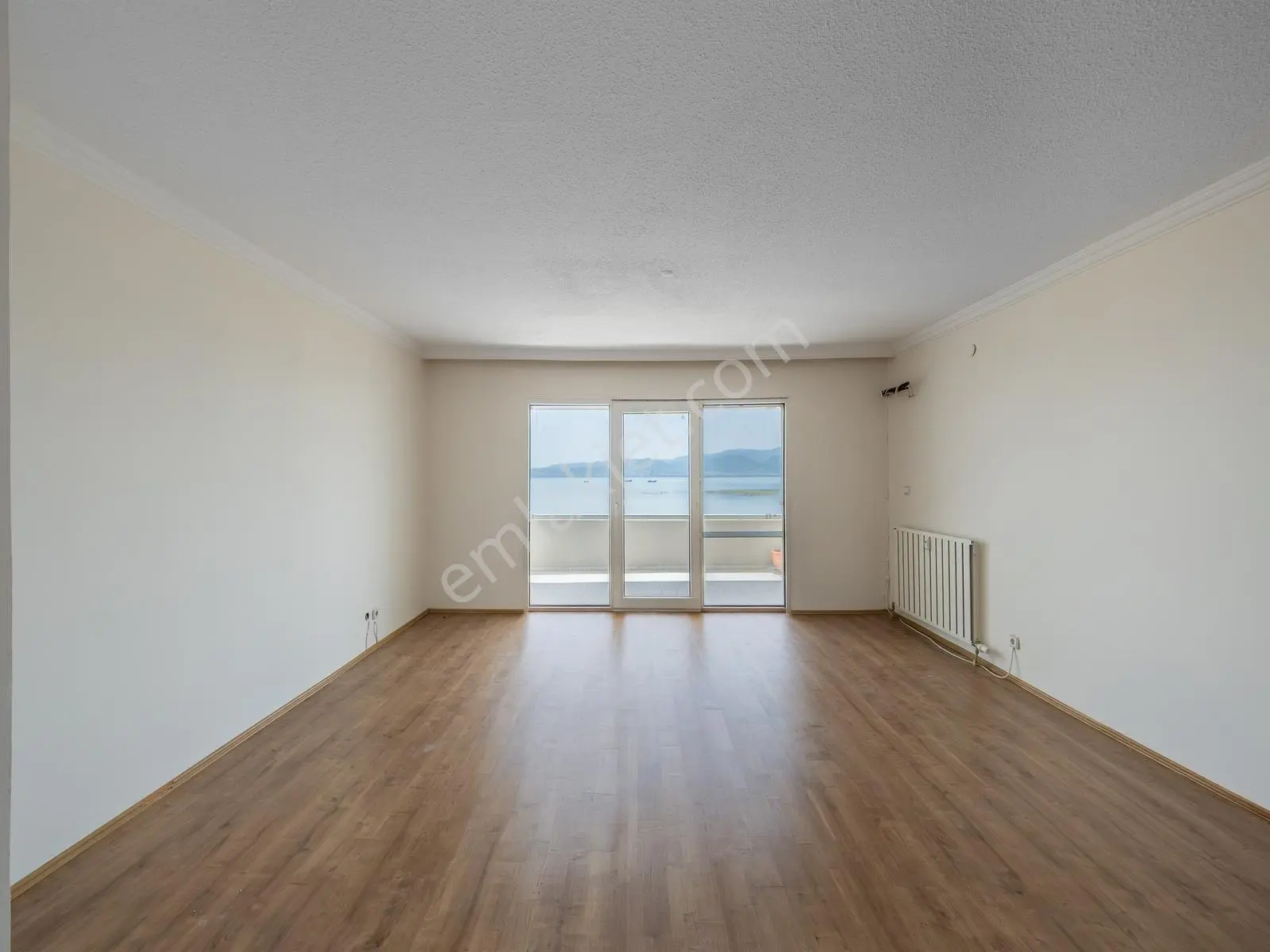 Mavişehir Kuğu Bloklarında Satılık 4+1 Deniz Manzaralı Daire Boş — fotoğraf 3