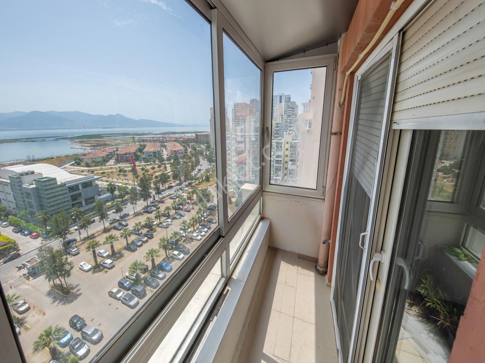Mavişehir Kuğu Bloklarında Satılık 4+1 Deniz Manzaralı Daire Boş — fotoğraf 11