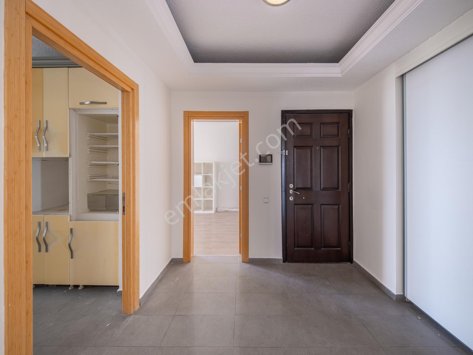 Mavişehir Kuğu Bloklarında Satılık 4+1 Deniz Manzaralı Daire Boş — fotoğraf 14