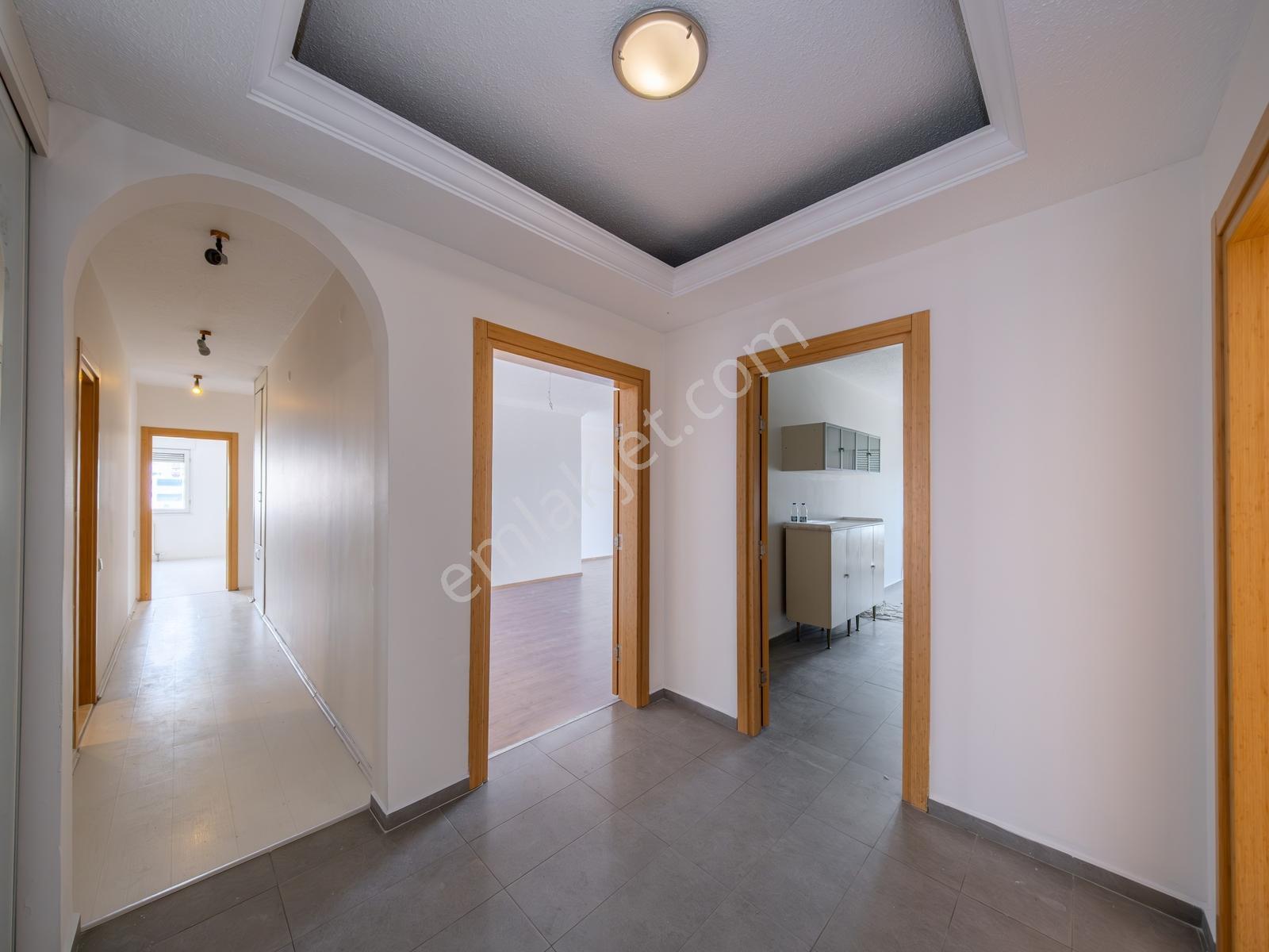 Mavişehir Kuğu Bloklarında Satılık 4+1 Deniz Manzaralı Daire Boş — fotoğraf 16