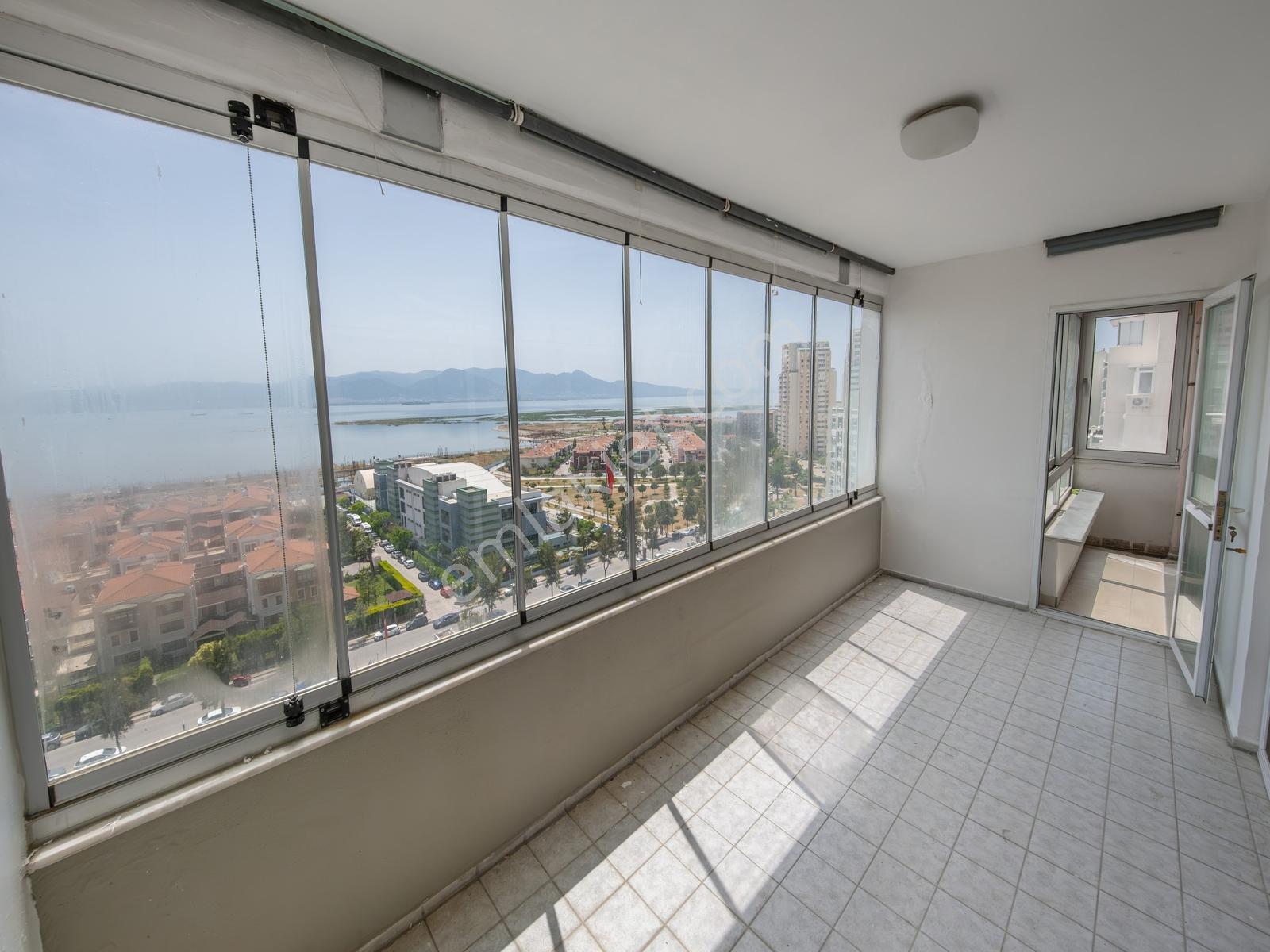 Mavişehir Kuğu Bloklarında Satılık 4+1 Deniz Manzaralı Daire Boş — fotoğraf 31