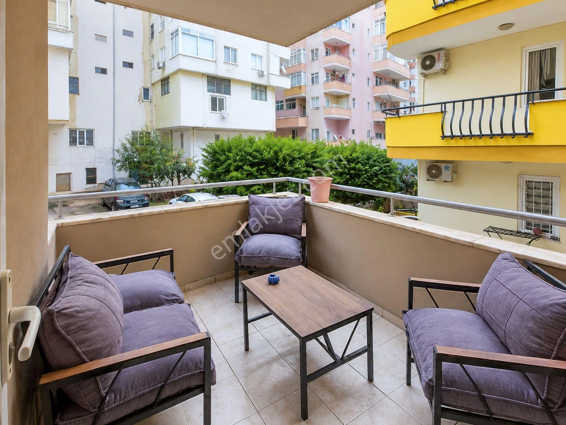 Kleopatra'da Denize Yakın Havuzlu Binada Eşyalı 2+1 Daire — fotoğraf 14