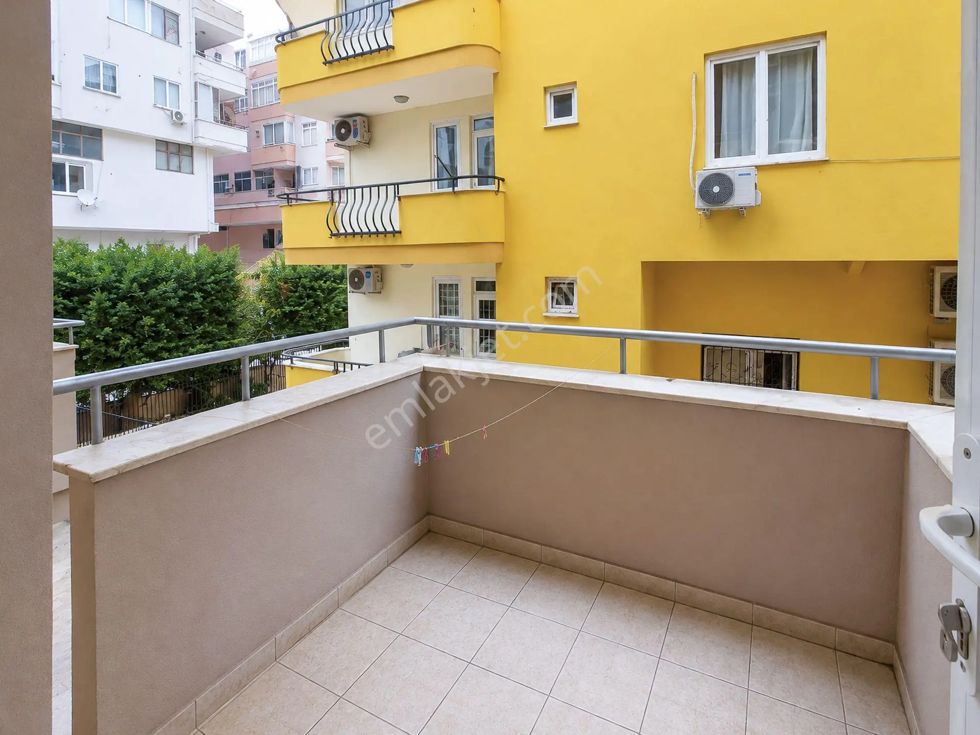 Kleopatra'da Denize Yakın Havuzlu Binada Eşyalı 2+1 Daire — fotoğraf 15