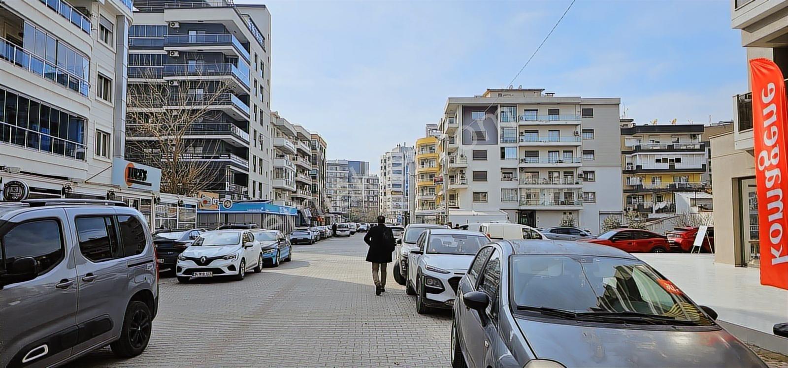 Karşıyaka Mavişehir Yalı Mahallesinde Sıfır Satılık 2+1 Daire — fotoğraf 9