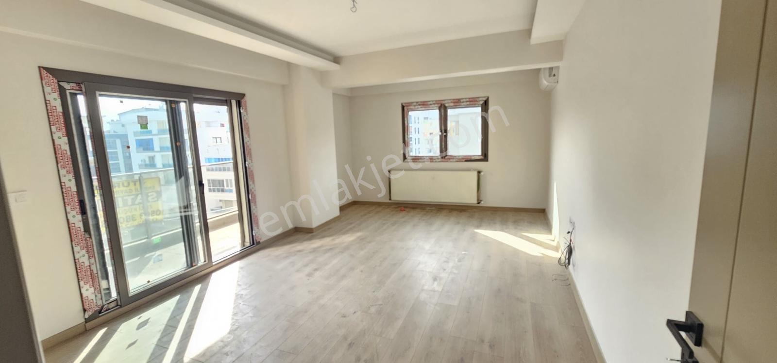 Karşıyaka Mavişehir Yalı Mahallesinde Sıfır Satılık 2+1 Daire — fotoğraf 10