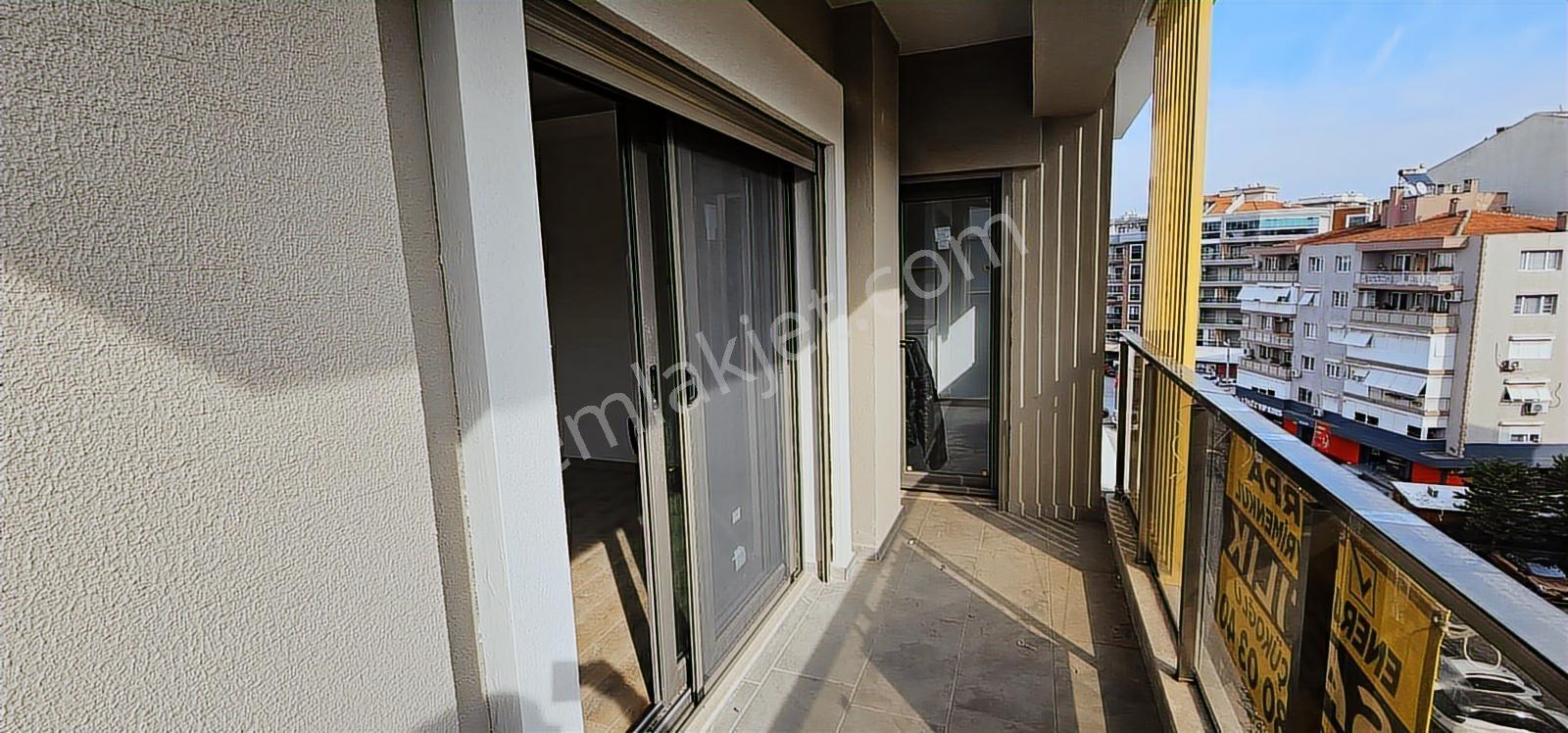 Karşıyaka Mavişehir Yalı Mahallesinde Sıfır Satılık 2+1 Daire — fotoğraf 28