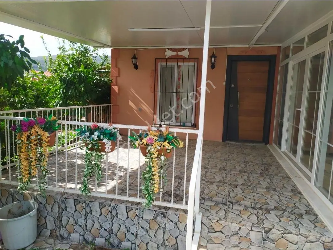 Menderes Ahmetbeyli'de Doğa Manzaralı 400 M² Hobi Bahçesi — fotoğraf 9