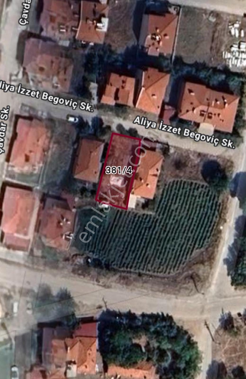 Rw Detay'Dan Sındırgı Camikebir'De Satılık Arsa