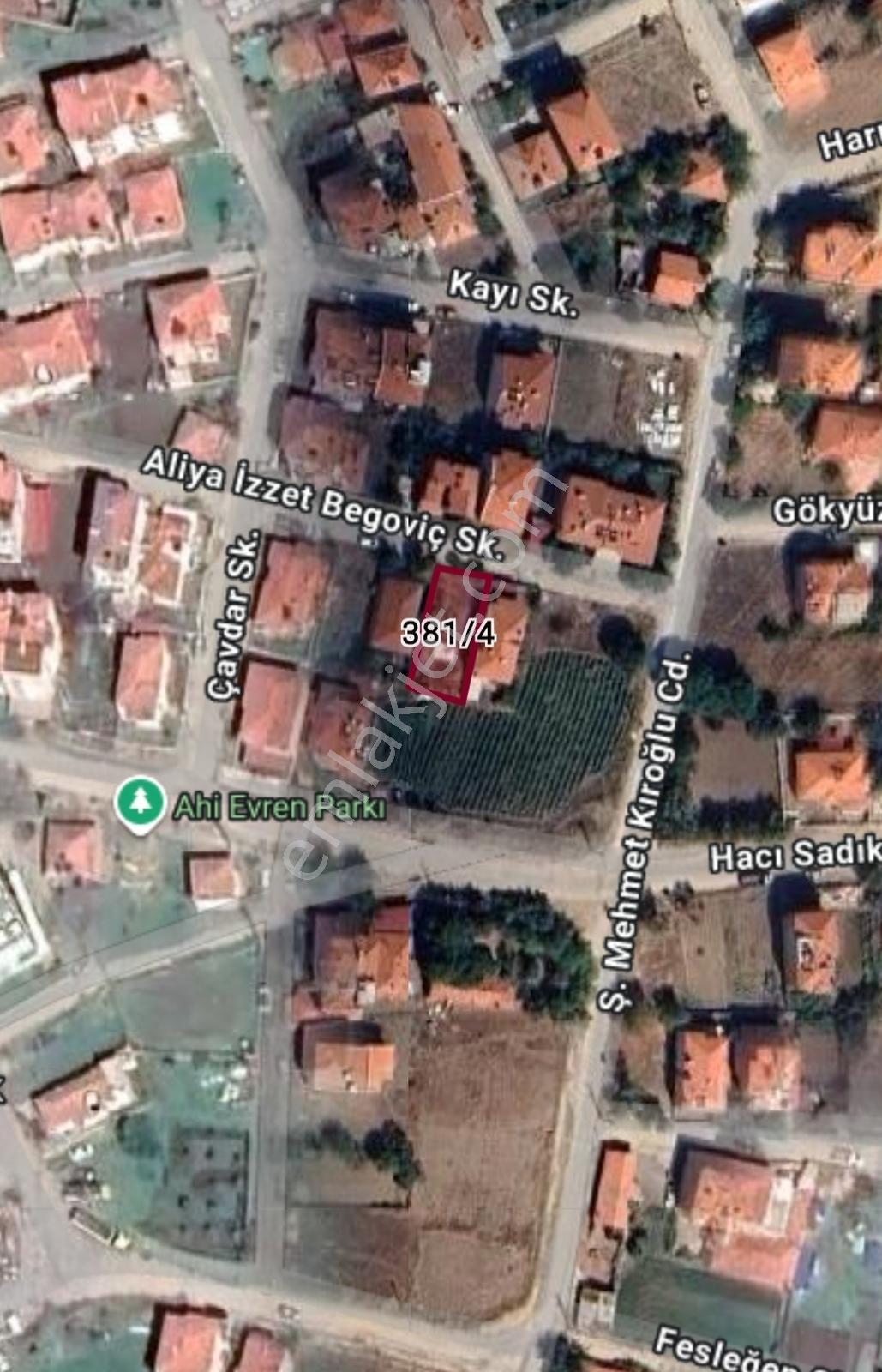 Rw Detay'dan Sındırgı Camikebir'de Satılık Arsa — fotoğraf 2