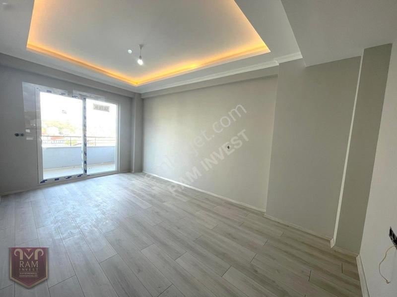 Ram Invest'ten Sütlüce'de Harika Tasarımlı Satılık 3+1 Daire — fotoğraf 3