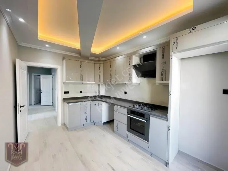 Ram Invest'ten Sütlüce'de Harika Tasarımlı Satılık 3+1 Daire — fotoğraf 9