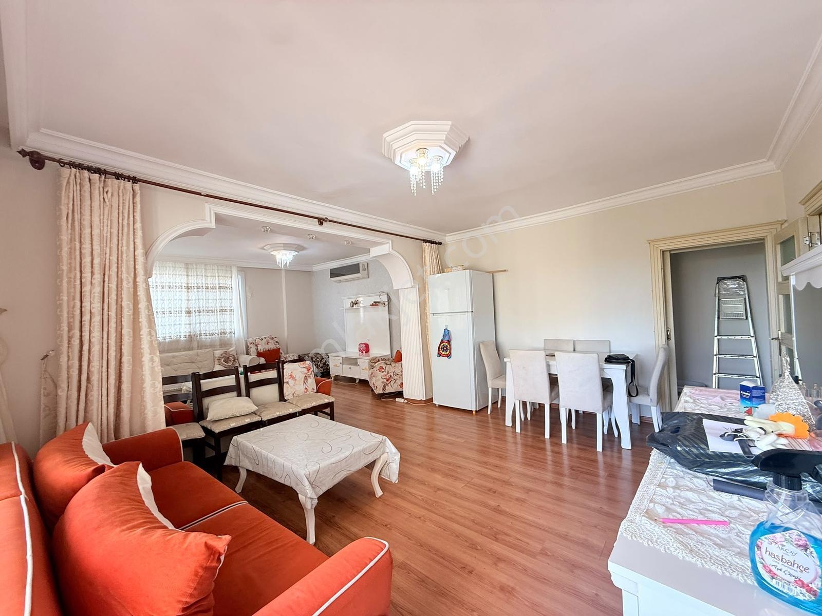 Virenşehirde Havuzlu 155 M2 3+1 Genişliğinde Bağımsız Mutfak 2+1 — fotoğraf 12