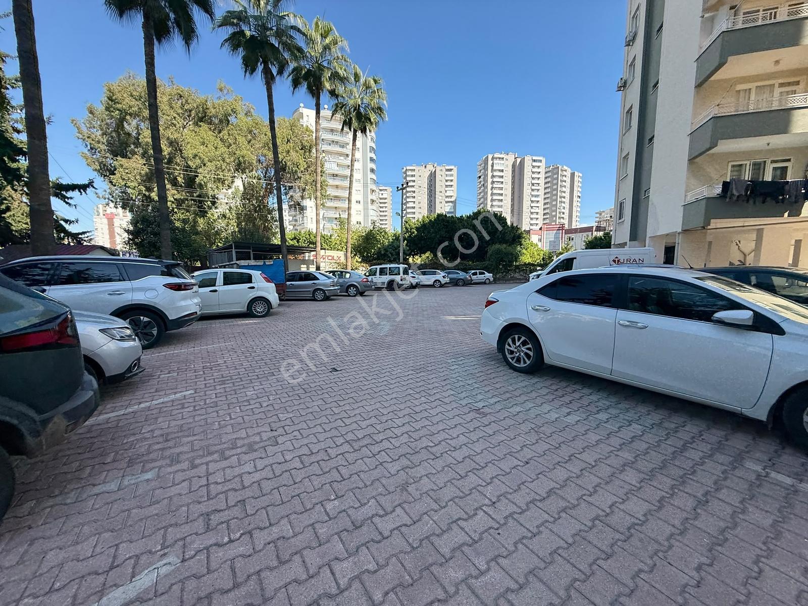 Virenşehirde Havuzlu 155 M2 3+1 Genişliğinde Bağımsız Mutfak 2+1 — fotoğraf 15