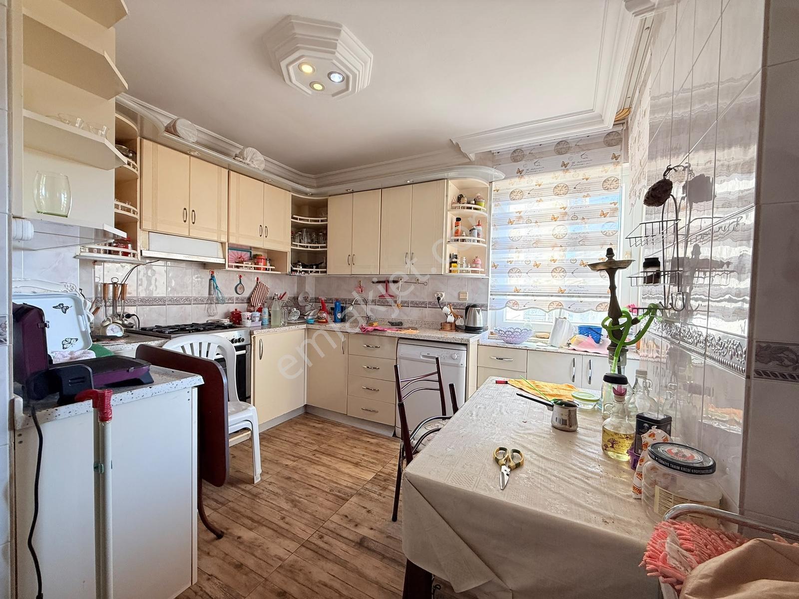 Virenşehirde Havuzlu 155 M2 3+1 Genişliğinde Bağımsız Mutfak 2+1 — fotoğraf 17