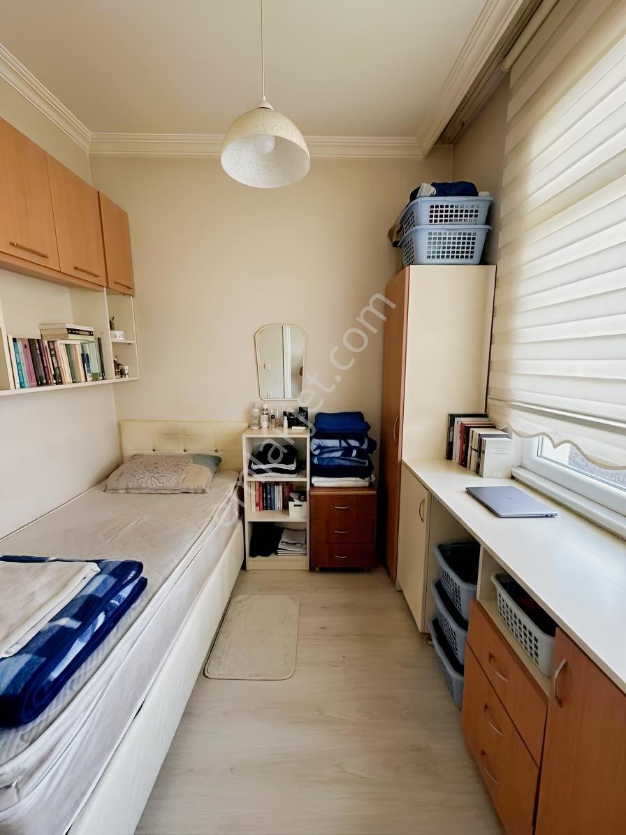 Sanayi Mahallesi Tekstil Merkezinde En İşlek Caddede 3+1 80m² — fotoğraf 5