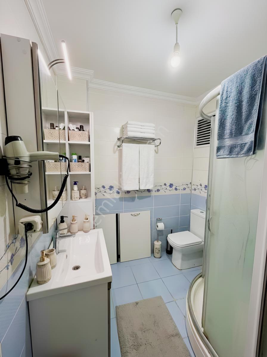 Sanayi Mahallesi Tekstil Merkezinde En İşlek Caddede 3+1 80m² — fotoğraf 6