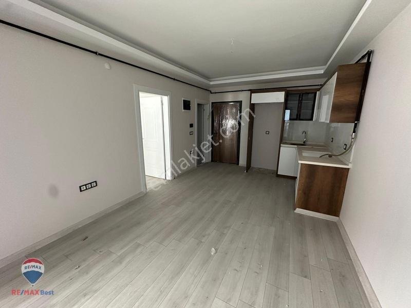 209 Seyrek İnönü Mahallesi'Nde Sıfır 1+1 Ara Kat Satılık Daire