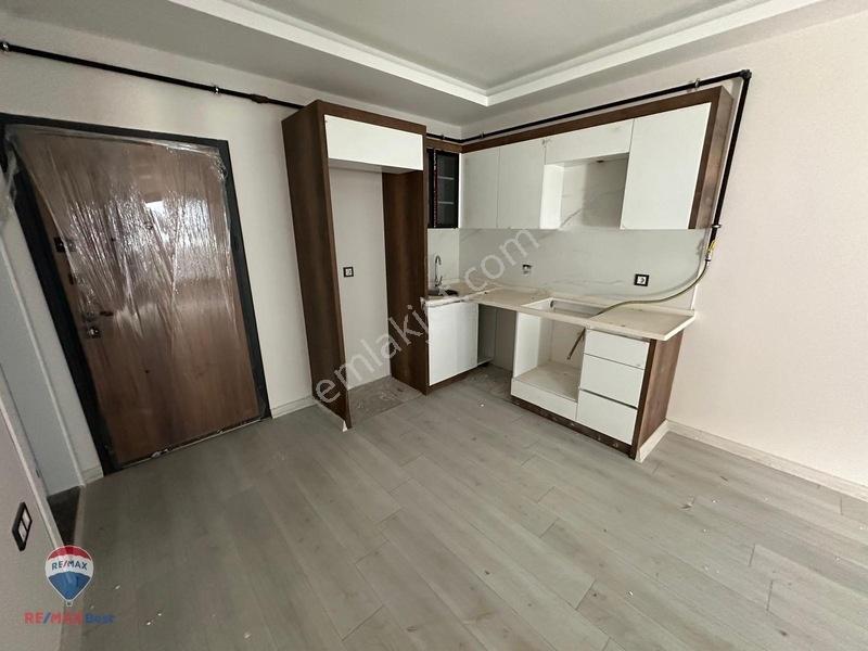 209 Seyrek İnönü Mahallesi'nde Sıfır 1+1 Ara Kat Satılık Daire — fotoğraf 3