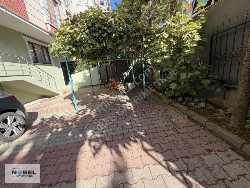 Yenidoğan Safa Mahallesinde Satılık 3+1 Otoparklı Ters Dubleks — fotoğraf 21