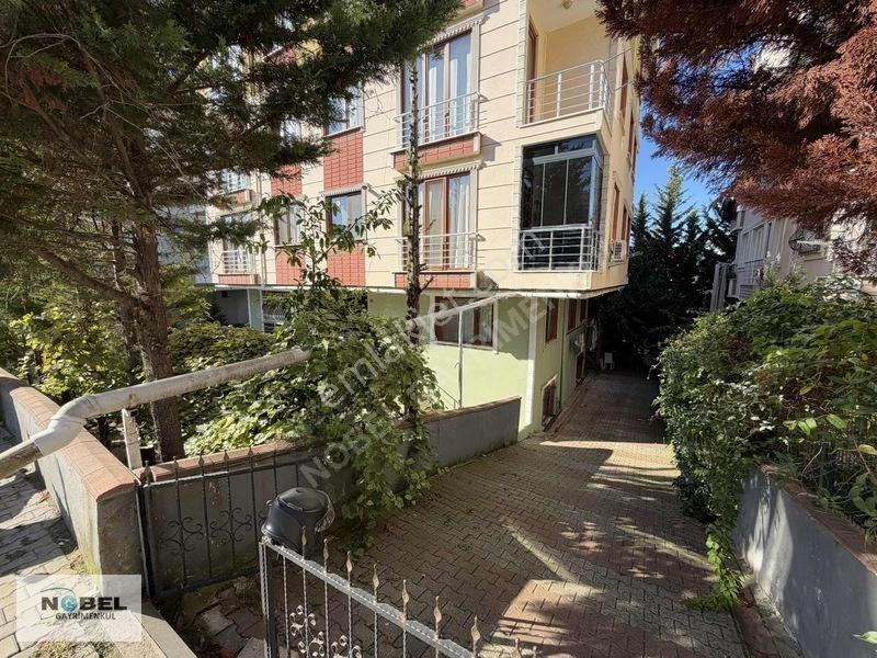 Yenidoğan Safa Mahallesinde Satılık 3+1 Otoparklı Ters Dubleks — fotoğraf 23