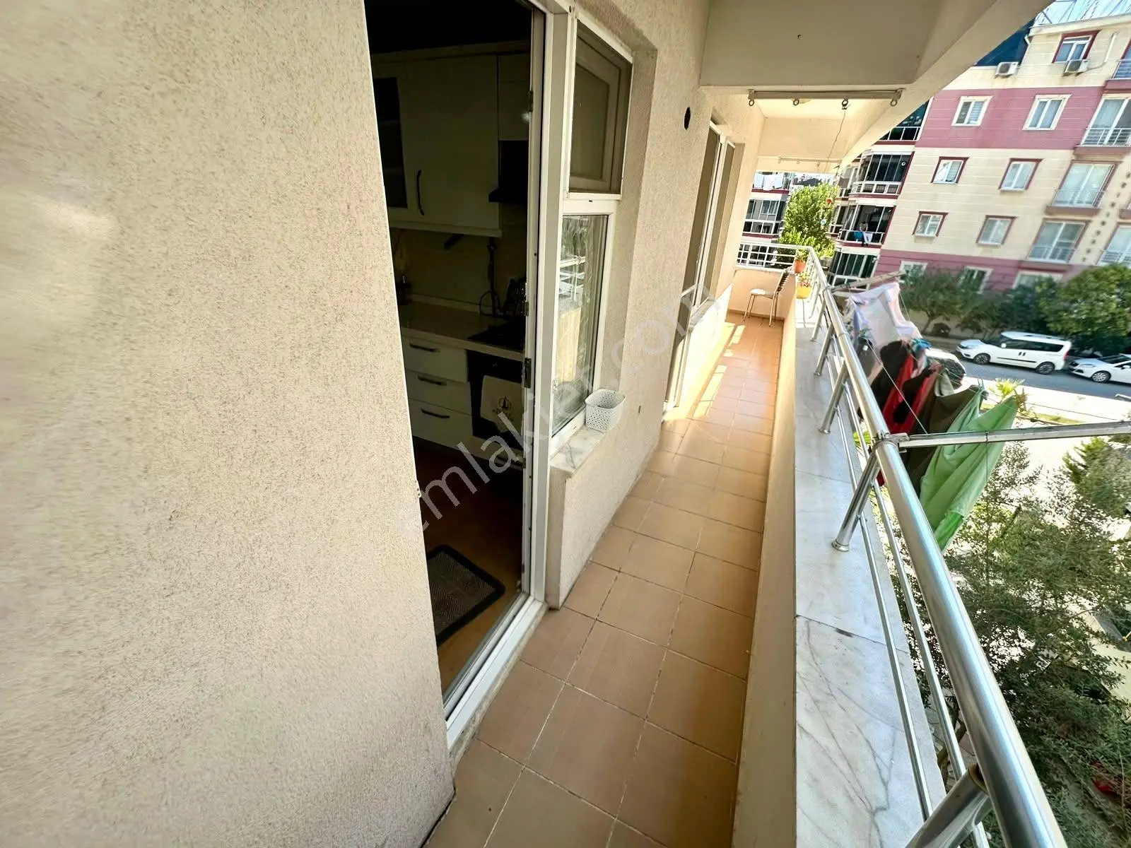Referans'tan Altınkum'da Ön Cephe Ara Kat Fırsat 3+1 Daire — fotoğraf 9