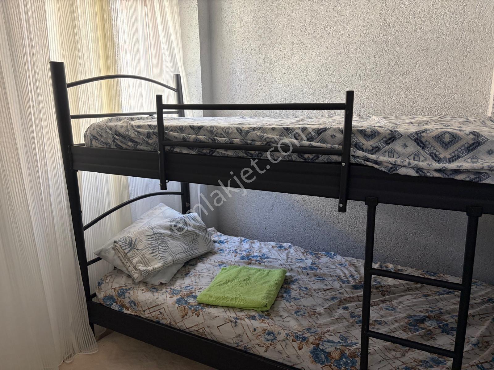 Yenifoça'da Keyifli Deniz Manzaralı Teraslı Satılık 3+1 Dubleks — fotoğraf 14