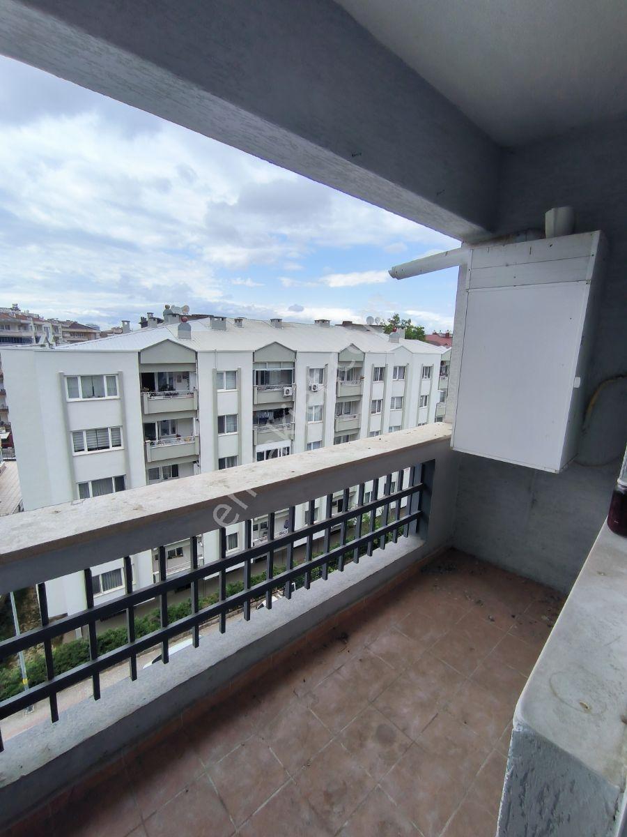 Bursa Hüdavendigar'da Satılık 3+1 Daire — fotoğraf 7