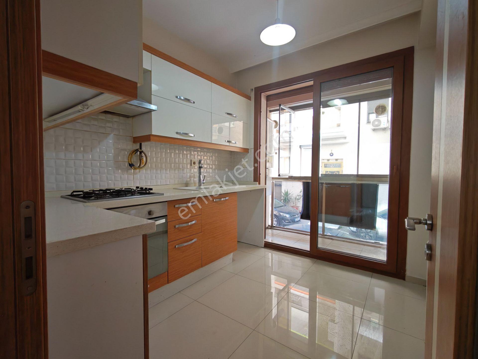 Nergiz Çarşısında 2+1 | Kilerli | Otoparklı — fotoğraf 6