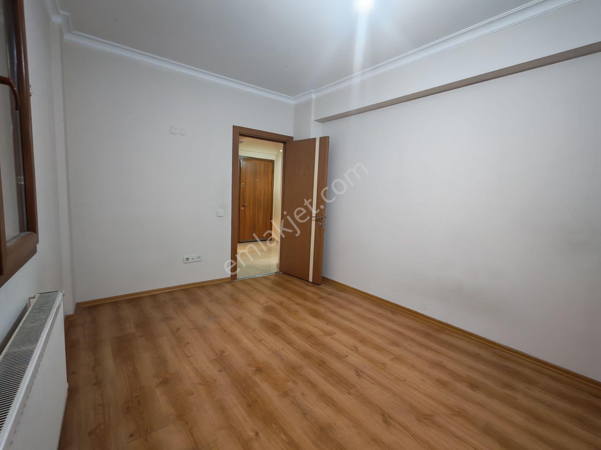 Nergiz Çarşısında 2+1 | Kilerli | Otoparklı — fotoğraf 11