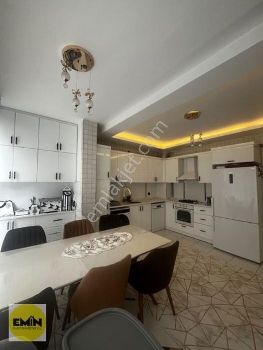 Emin Gyo'Dan Gaziosmanpaşa Mahallesinde 4+1 Ters Dubleks Daire