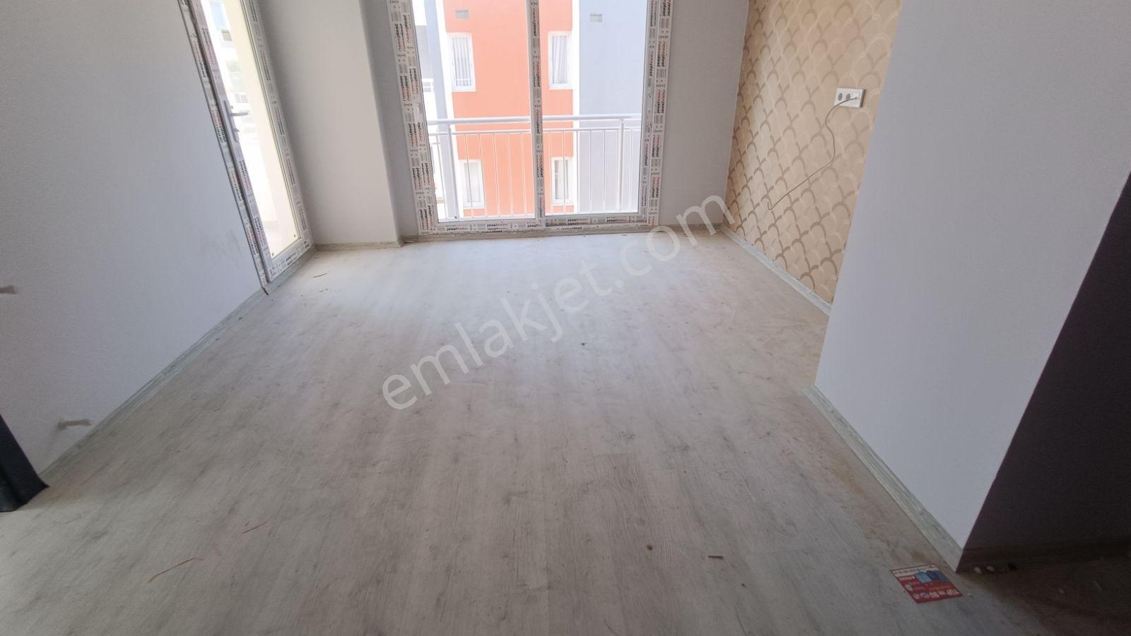 Osmangazi Mahallesinde 2+1 Yatay Mimari Satılık Daire — fotoğraf 4