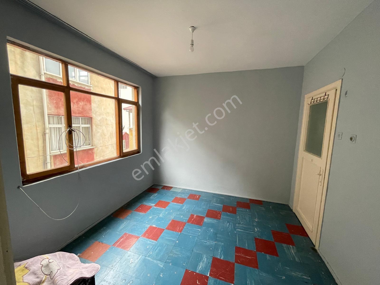 Vavien Emlak'tan 1. Kat Şehir Merkezinde Satılık Daire — fotoğraf 3