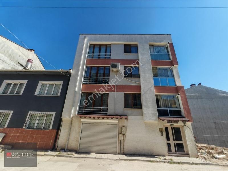 Rw Lıfe//Şirintepe Mahallesi Özbay Sokak Satılık 3+1 Daire