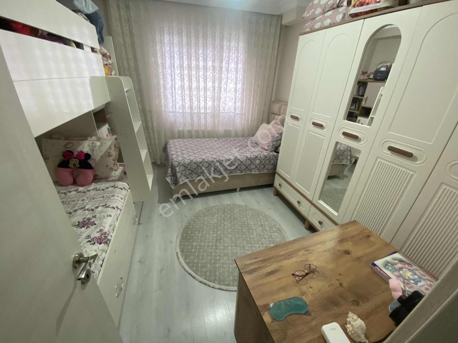 Bağcılar Fatih Mah 4 Yıllık Bahçe Katı 100m2 Satılık Daire — fotoğraf 6