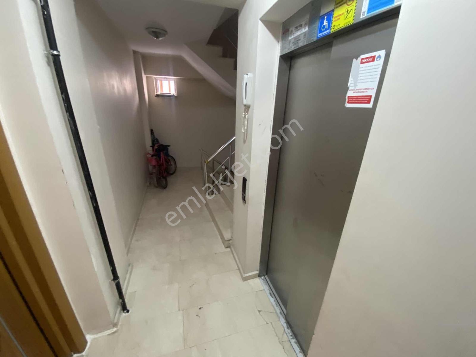 Bağcılar Fatih Mah 4 Yıllık Bahçe Katı 100m2 Satılık Daire — fotoğraf 26