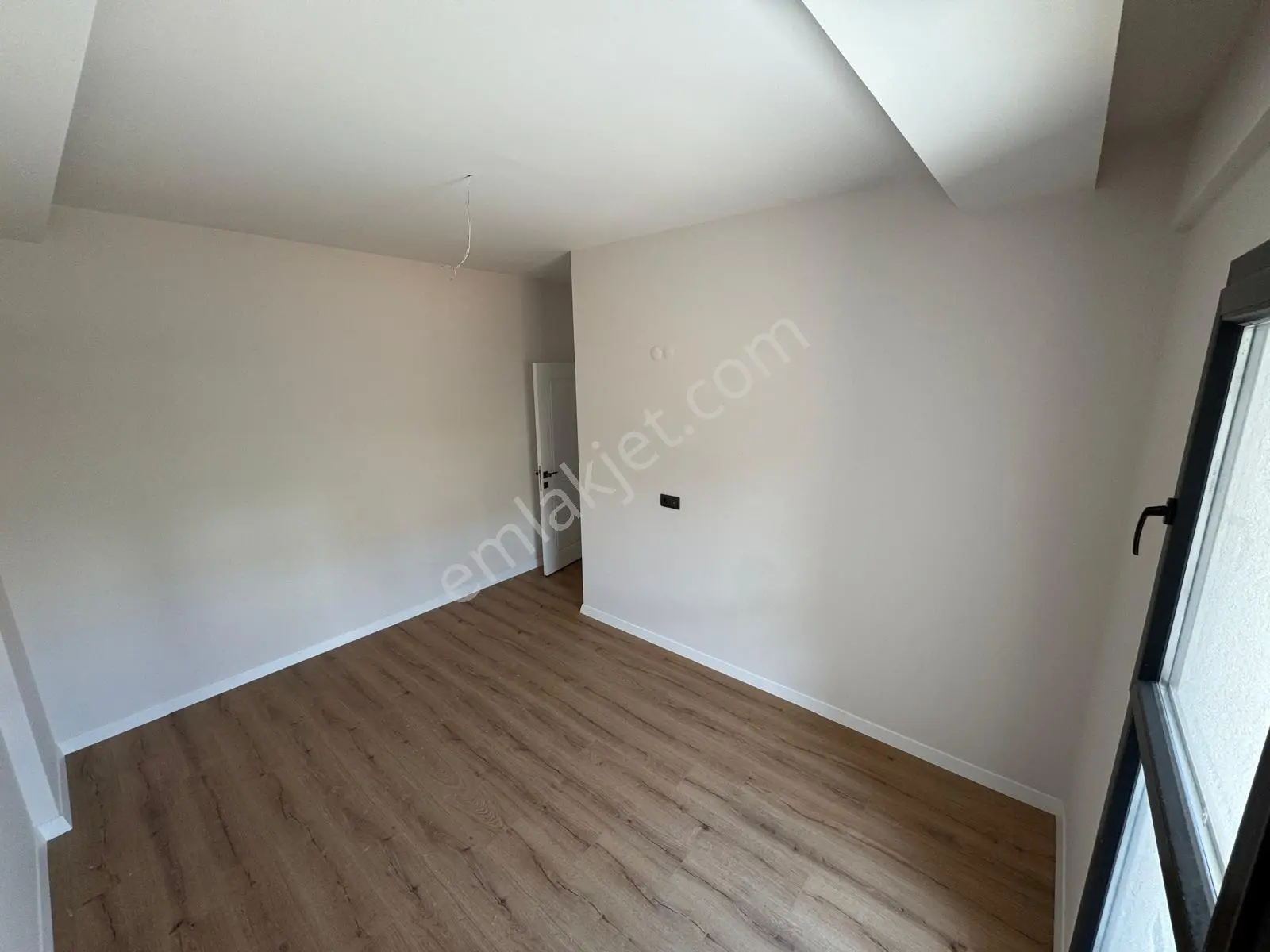Değirmendere’de 2+1 Sıfır Havuzlu Sitede, Yerden Isıtmalı, Modern Daire — fotoğraf 8