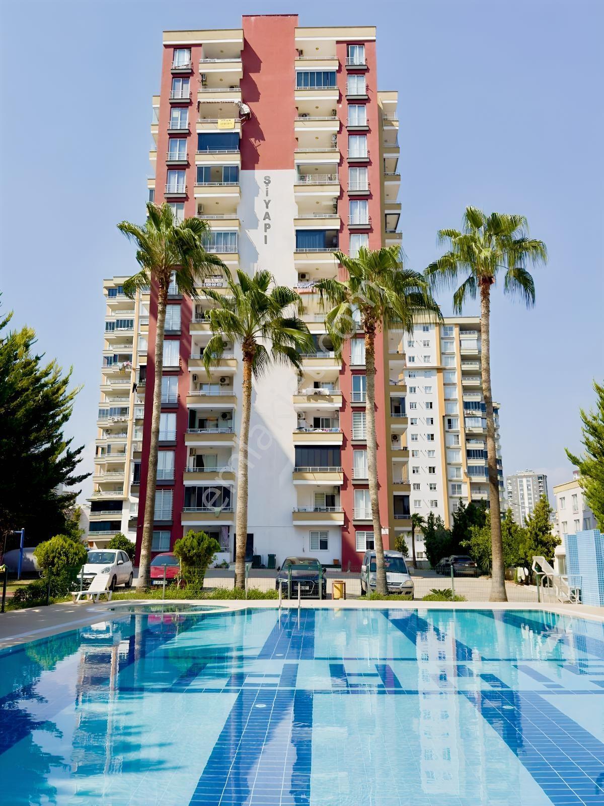 Şah Yapı'dan Merkezi Konum Havuzlu Nezih Site 2+1 Satılık Daire — fotoğraf 2