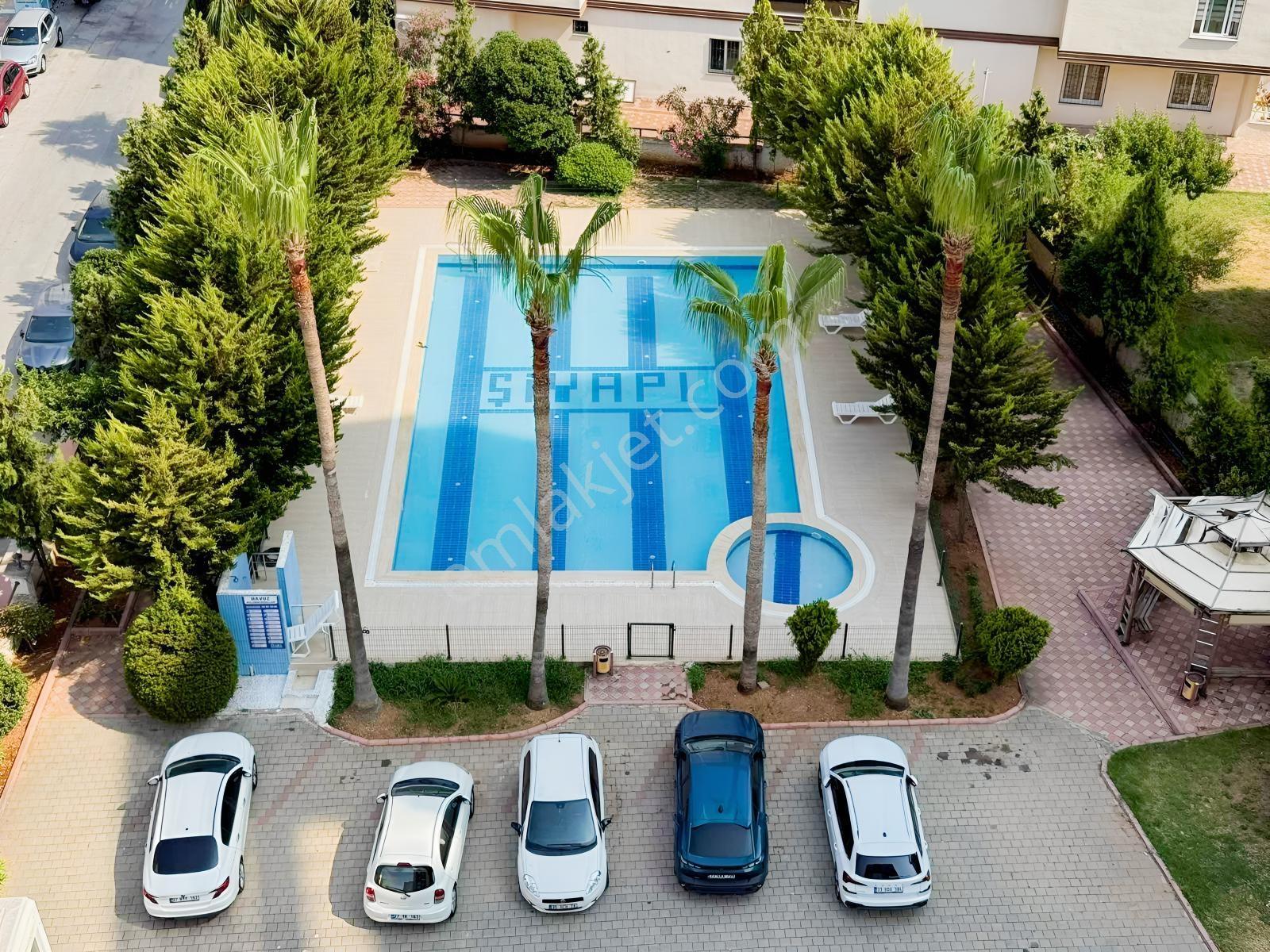 Şah Yapı'dan Merkezi Konum Havuzlu Nezih Site 2+1 Satılık Daire — fotoğraf 3