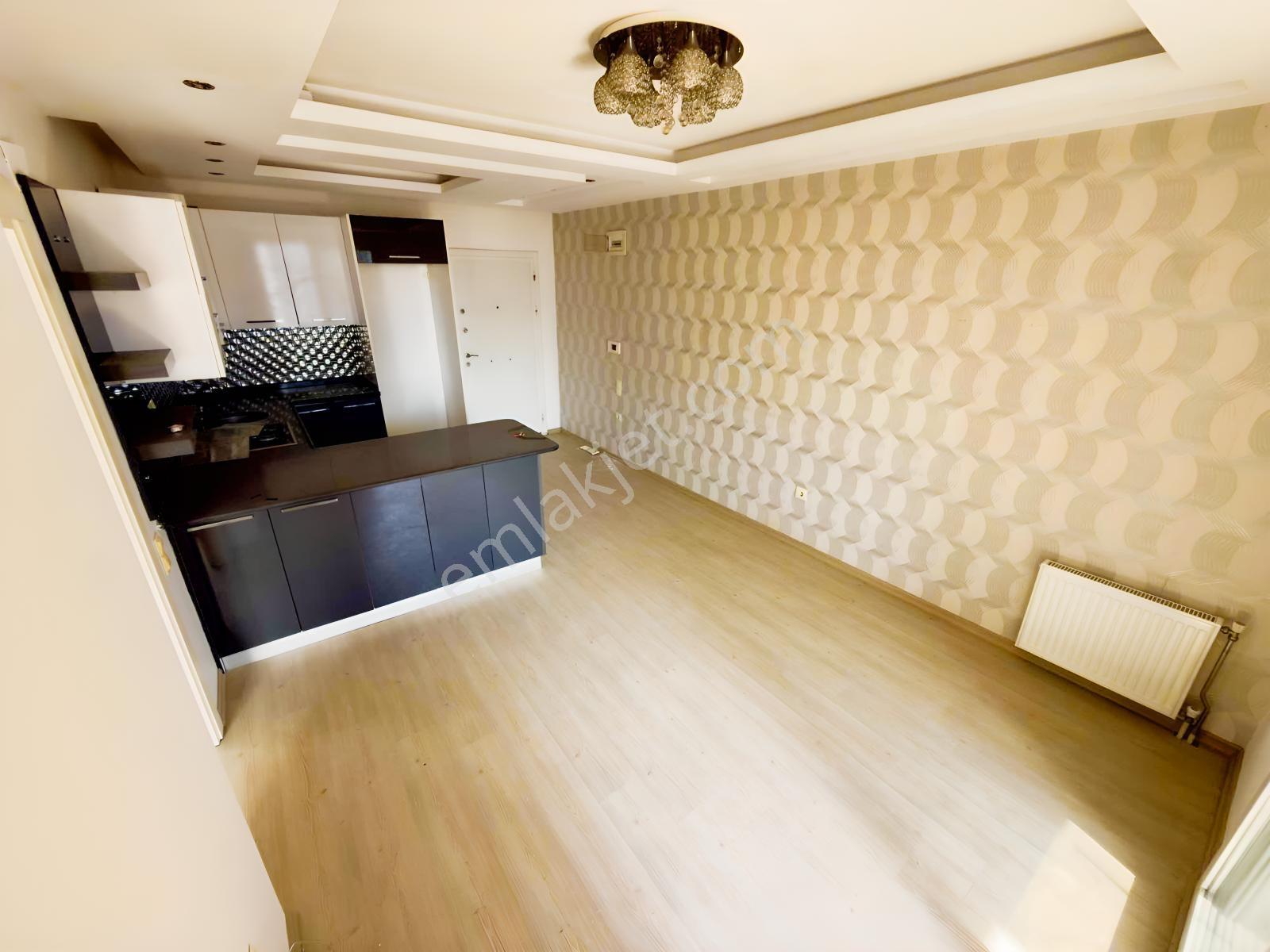Şah Yapı'dan Merkezi Konum Havuzlu Nezih Site 2+1 Satılık Daire — fotoğraf 11
