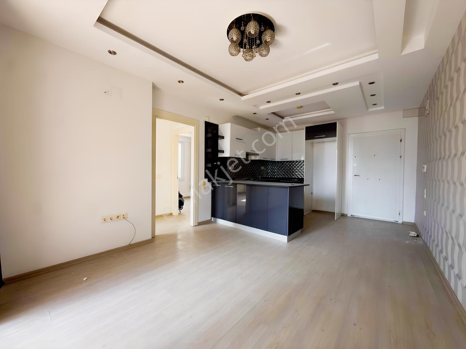 Şah Yapı'dan Merkezi Konum Havuzlu Nezih Site 2+1 Satılık Daire — fotoğraf 21