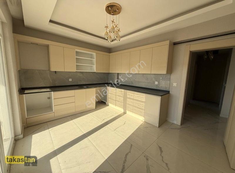 Beykent 1. Etap Uzayçatıpazar Yeri Civarı Merkezi 2+1 Sfır — fotoğraf 2