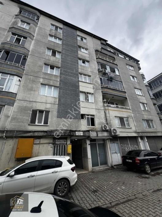 Altıkat Emlaktan Satılık Arakat Masrafsız 2+1 Daire — fotoğraf 2