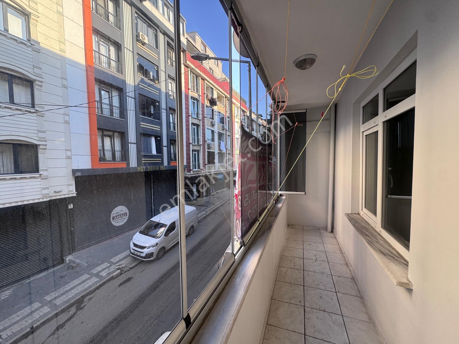 Bağlarbaşı'nda Harika Konumda Satılık 2+1 Arakat Daire — fotoğraf 23