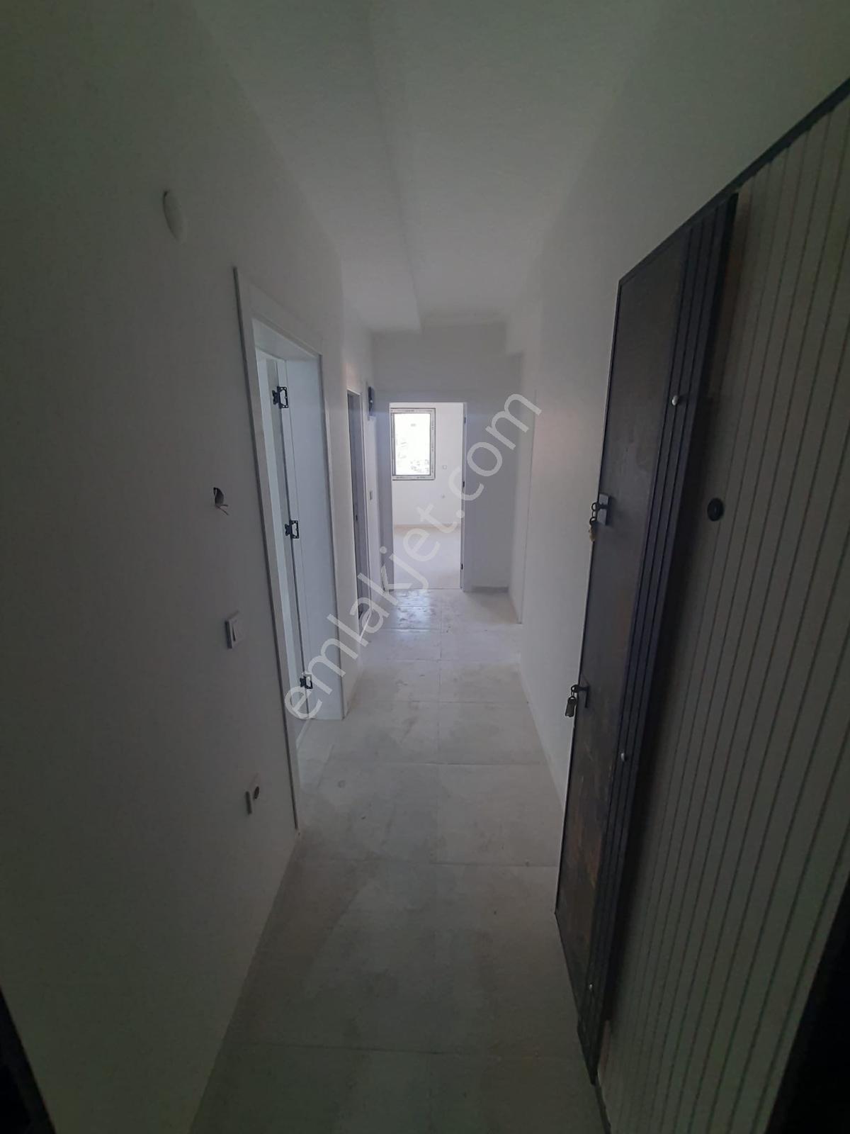 Çiğli Güzeltepe'de Sıfır 2+1 Satılık Daire — fotoğraf 12