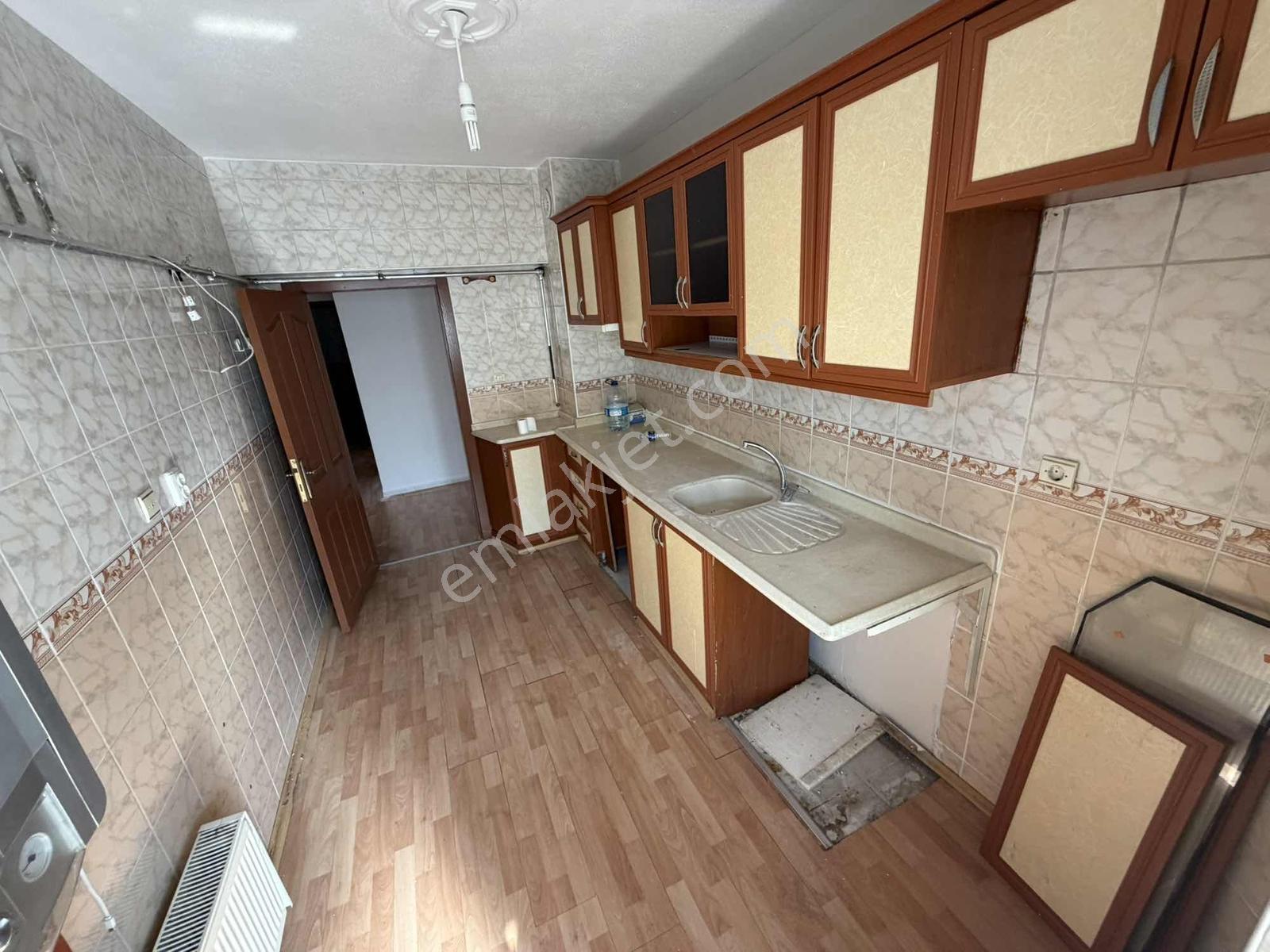 Tandoğan Mh'de Ön Cephe Geniş Kullanışlı Daire Kuponn — fotoğraf 3